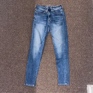 American Eagle High Rise Jegging